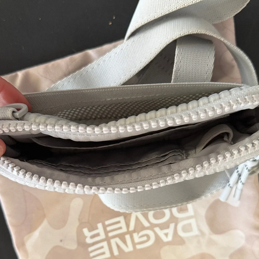 Dagne Dover Small Quilted Crossbody Bag in Light grey - Picture 7 of 7